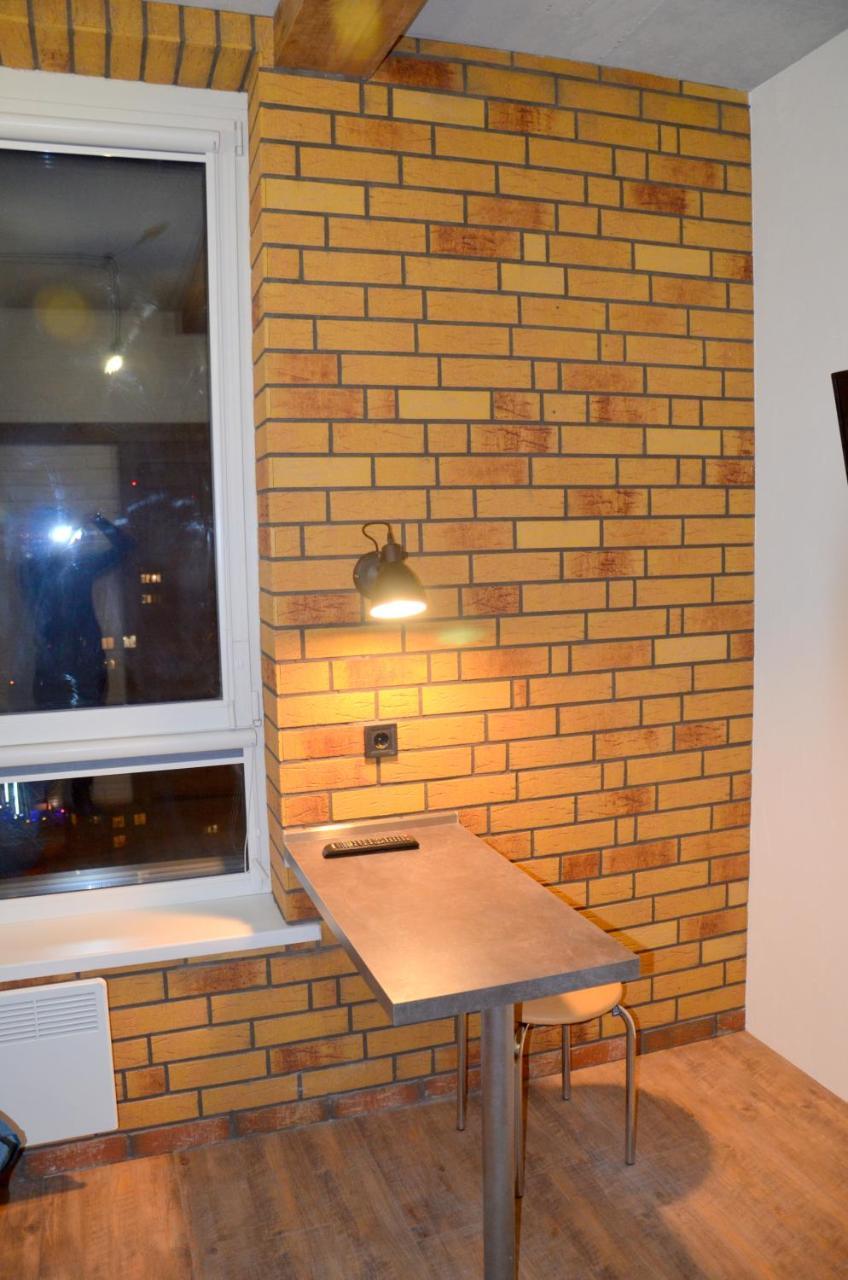 Sky Apartment Virmenska Kyiv Exterior foto