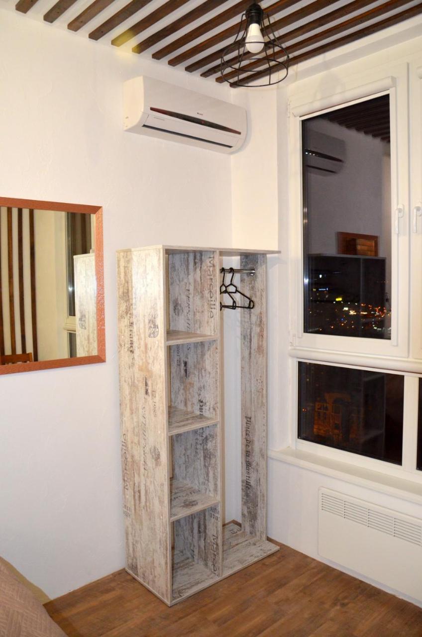Sky Apartment Virmenska Kyiv Exterior foto